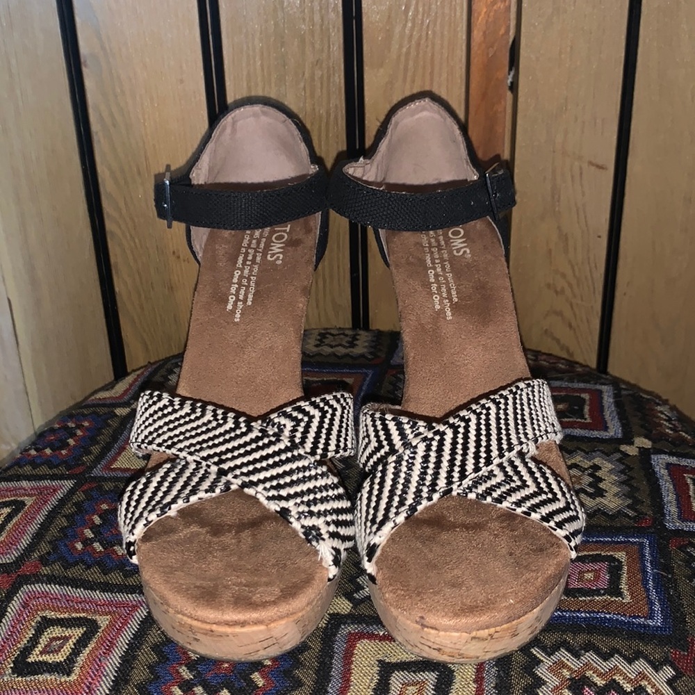 Toms Wedges
